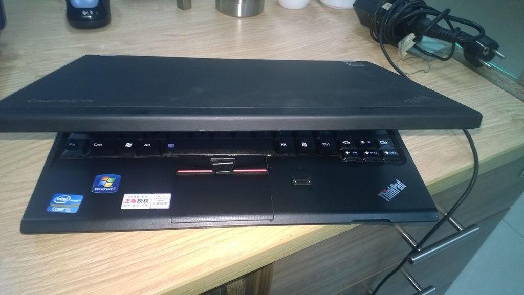 Lenovo B570 Core I3 2350 Ram 4GB HDD 320GB giá chỉ 3.500.000 - 6