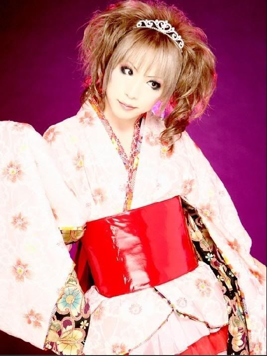 Hizaki Kimono