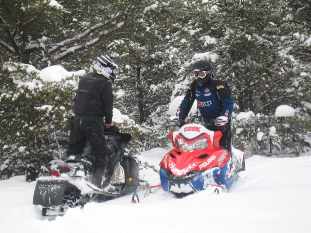 20091231_Snowmobiling_0072.jpg