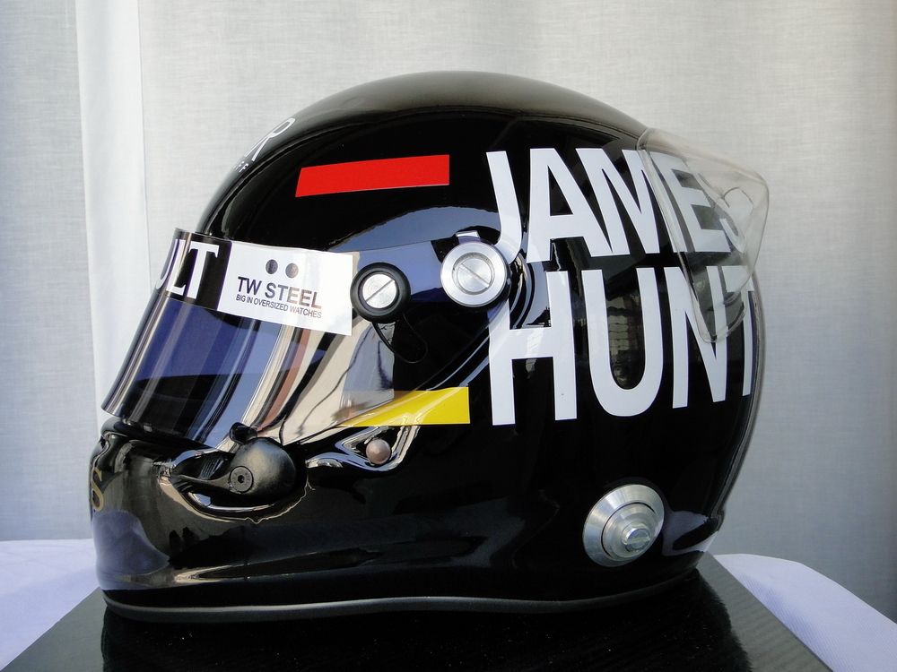 http://i302.photobucket.com/albums/nn110/f1helmets/kimiraikkonenjameshunt2012g/kimiraikkonenjameshunt2012gl-2.jpg