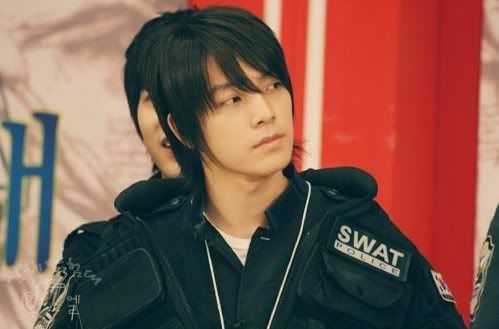 _RGCPZ0VK48XTV10RK.jpg DONGHAE image by baxia45