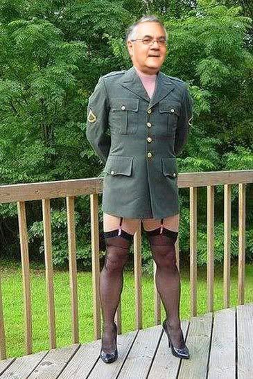 BarneyFrankArmyUni.jpg