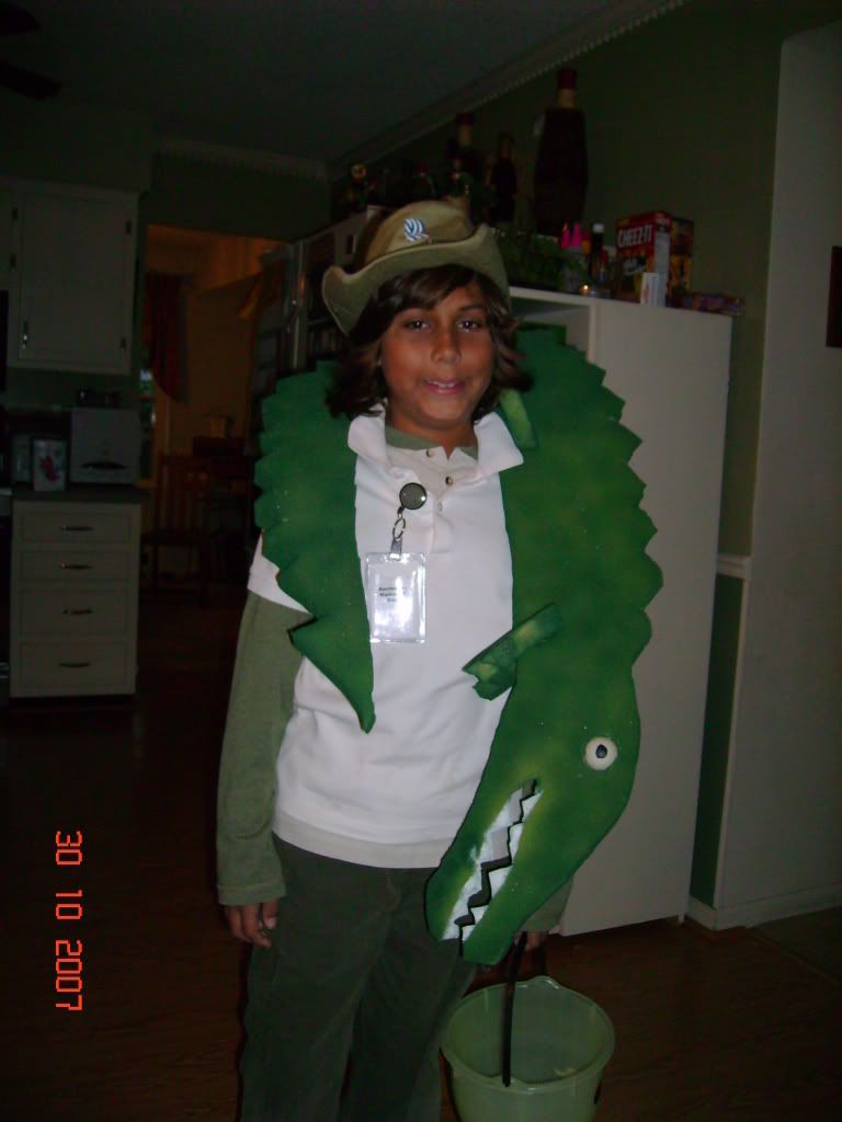 Sasha as the crocodile hunter