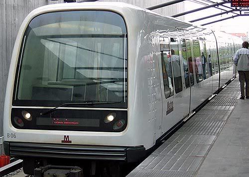 http://i302.photobucket.com/albums/nn91/expatriotbarcelona/Thessalonique/metro%20thessa/metrocop.jpg