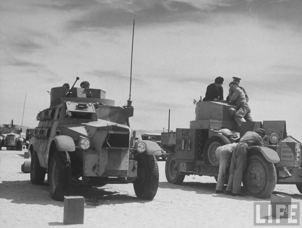 brit-AC-desert-1940.jpg
