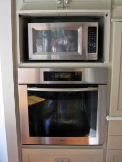 Base Cabinet Microwave