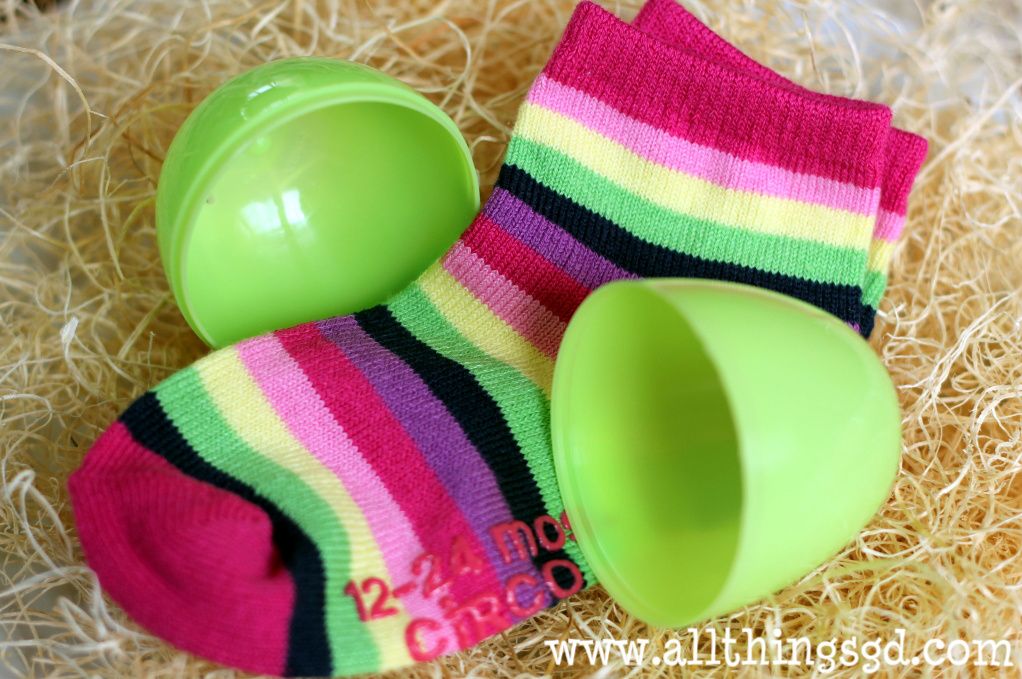 20 Candy-Free Easter Egg Fillers | www.allthingsgd.com