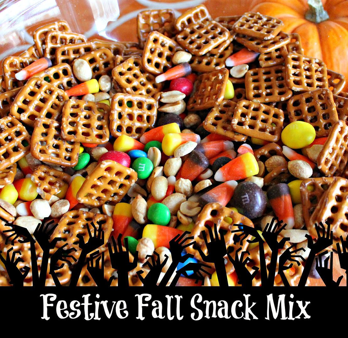 Festive Fall Snack Mix - great for upcoming Halloween parties! | www.allthingsgd.com