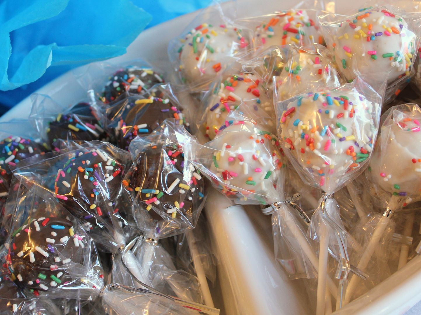 cake pops, first birthday party, colorful birthday party, birthday party food