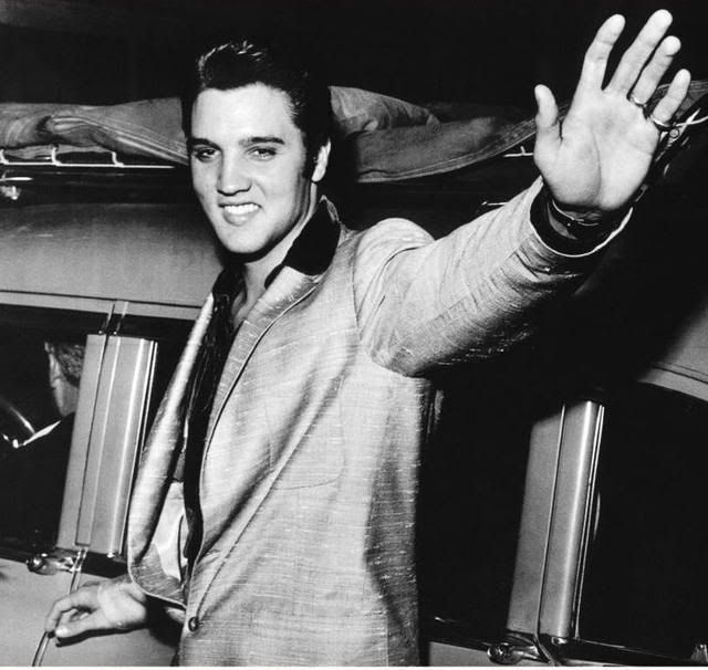 elvis_presley_10.jpg