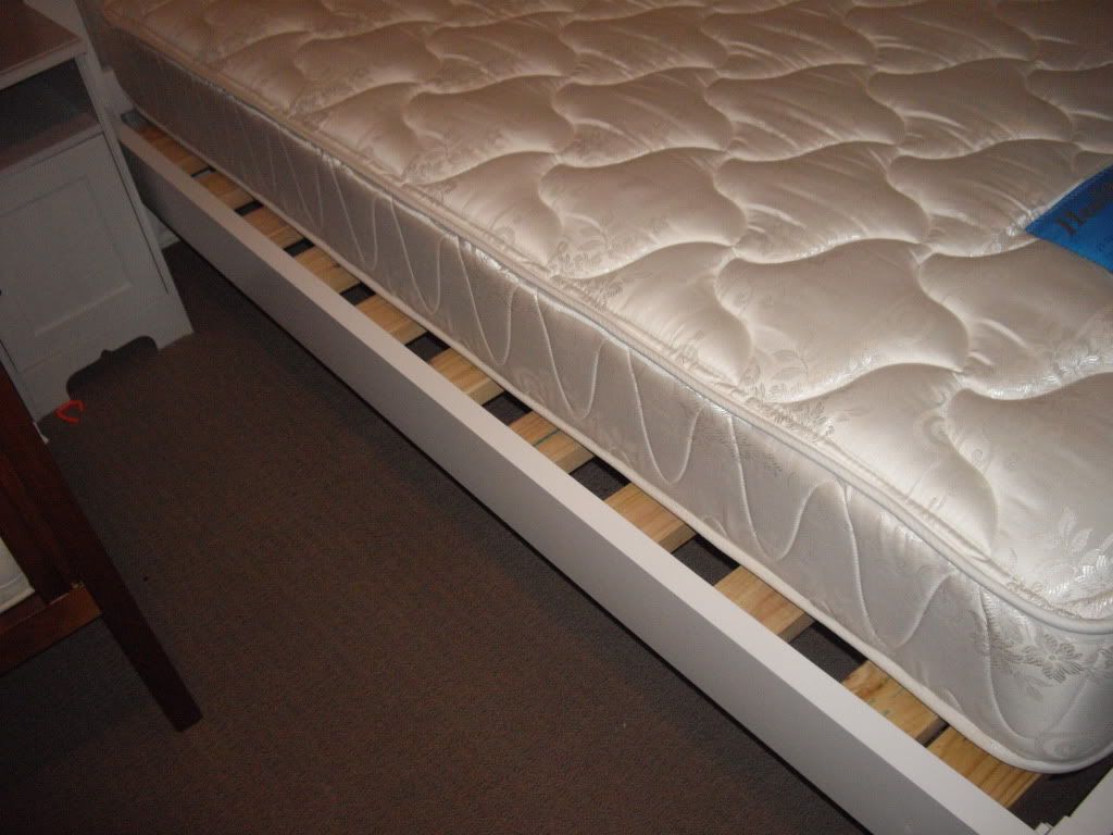 View topic gap between mattress and bed too big? • Home Renovation