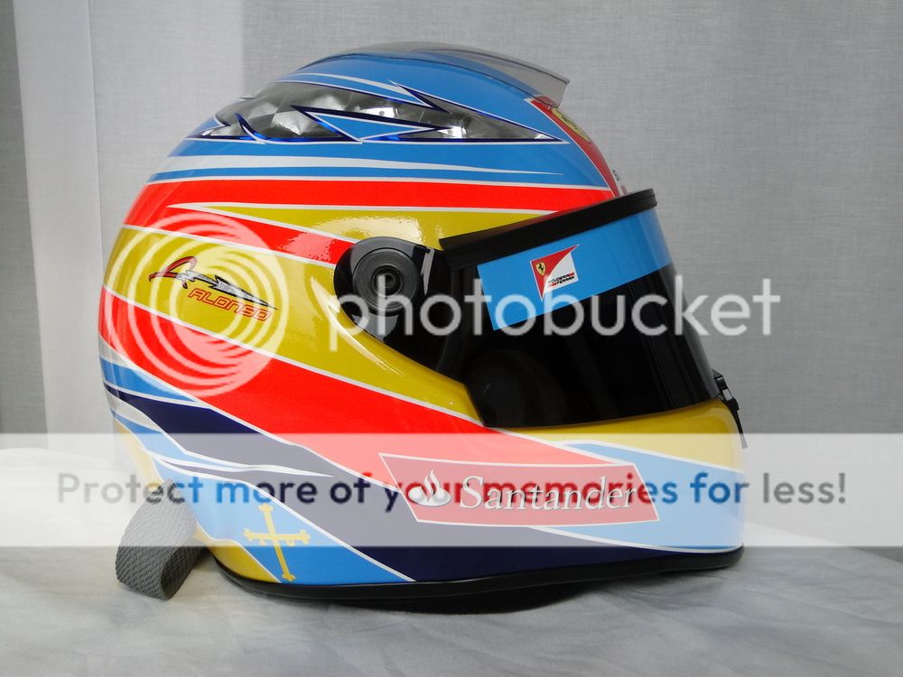 PLEASE CHECK OUR LISTINGS TO SEE MORE HELMETS OF THIS DRIVER, IF THE 