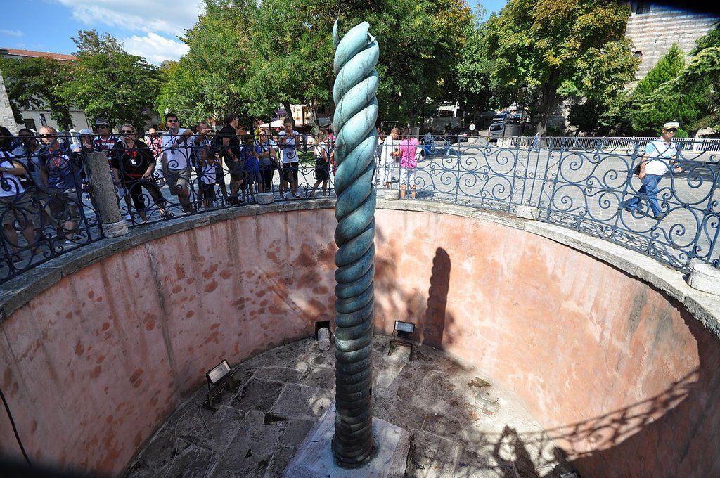 Serpent Column / Sultanahmet Square - Fatih photo serpent_column102.jpg