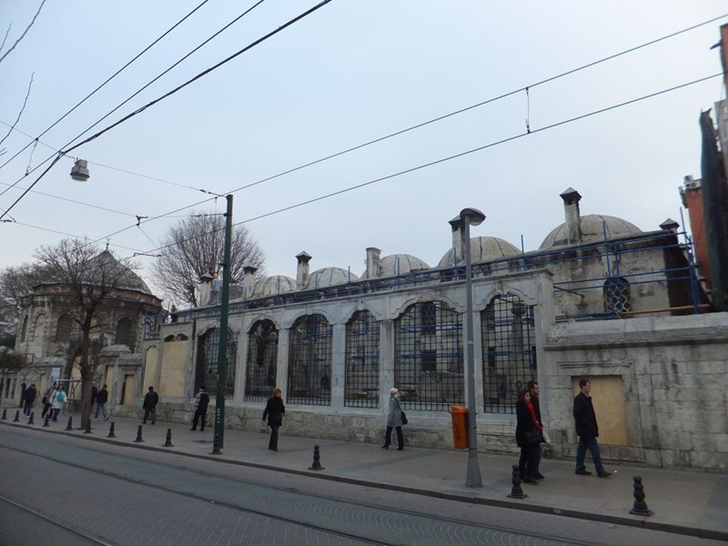 Koca Sinan Pasha Madrasa / Beyazit - Fatih photo kocasinan_madrasa103.jpg